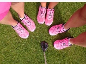 ■即日～長期■時給1500円以上(経験有)+交通費支給■＜東京大丸＞未経験も歓迎！ゴルフウェア販売■シンプル&times;クラッシック&times;上質な大人スタイルに定評があるゴルフブランド◆ゴルフの知識がなくてもOK【週払いOK・制服貸与あり・20代,30代,40代男女スタッフ活躍中・駅から徒歩5分以内】＜専用フォームの返信＆オンラインで簡単登録＞AP-T-zo-d