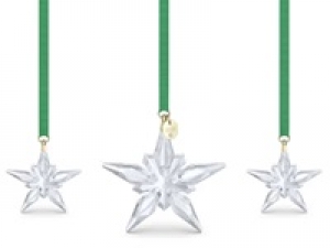 【11/1～12/31　 Black Friday &amp; Xmas】クリスタルジュエリー/チャーム/オーナメント/雑貨販売＜SWAROVSKI (スワロフスキー)　銀座松屋＞期間限定時給1500～1550円＋交通費 / 週払いOK◇11月/週2～3日・12月週4～5日◇ジュエリー未経験OK◇商材問わず何らかの販売経験があればOK◇私服◇学生.20代.30代.40代.50代前半 女性スタッフさん活躍中！＜専用フォーム返信＆オンラインで簡単登録＞tan-A-Xmas-suwa