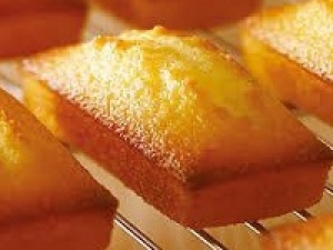 ◇＜7/28～８/24　大宮エキュート＞時給1400円＋交通費◇洋菓子デビュー歓迎◇手土産でも定番！香ばしい焼き菓子やしっとり食感でリピーターさんも続出！袋入り、箱入り洋菓子販売◇ 週払いOK・週3～・未経験OK・学生さん/20代.30代.40代女性活躍中！＜専用フォーム返信＆オンラインで簡単登録＞tan-F-shuku②-milk