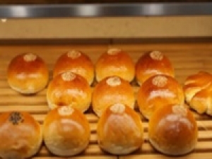 未経験OK＜上野デパ地下＞ 日給12,000円＋交通費(マネキン)◇粒あん・こしあん・白あん・桜・うぐいす・栗あんなどあんぱんの元祖◇ロングセラーで長年リピーターさん絶えない人気店でベーカリー販売◇20代.30代.40代.50代女性活躍中！＜専用フォーム返信＆オンラインで簡単登録＞FD-T-anps②-d