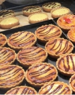 ＜ららぽーとエキスポシティ＞窯出しチーズケーキの販売・製造のお仕事！【時給1450～1500円】交通費支給！週払いOK！fd-k-morozoff