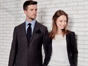■正社員■店長募集＜セレクトショップ＞■美しい地中海にインスパイアされ洗練された南イタリアのセンスが光る！リラックス感ある上質な着こなしを提案するショップ＜MARINE＆WALK YOKOHAMA＞【月収35～45万円 / 社保完備/有休 / アパレル経験を活かせる / 30代～40代半ば活躍中】◇スタート日ご相談出来ます◇ AP-g-gndm①