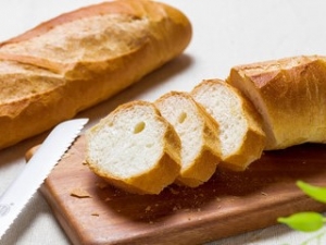 【紹介予定派遣】半年後には企業の直雇用！梅田阪神でパン販売スタッフ募集♪♪【時給1250～1300円＆交通費】創業118周年♪神戸生まれの老舗ベーカリー！◇オンラインで登録OK！週払いOK！交通費支給◇fd-k-donhan①