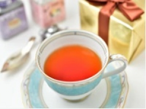 世界のお茶専門店で販売〖吉祥寺東急〗時給1450～1500円＋交 / 未経験OK＜紅茶/ 日本茶 / 中国茶 / フレーバードティーetc＞可愛い缶入りの紅茶や焼き菓子が人気のshop☆ 学生.20代.30代.40代半ば女性スタッフさん多数活躍中◇制服貸与あり◇週払いOK◇社保完備◇有給あり◇駅チカ＜専用フォーム返信＆オンラインで簡単登録＞FD-T-lup②-d