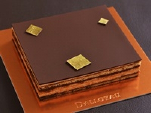 即日～長期 ※期間相談OK『ダロワイヨ　北千住ルミネ』時給1600円＋交通費 / 週払いOK◇パリ発◇有名なチョコレートケーキ『オペラ』やマカロンなど魅力的スイーツ販売◇20代.30代.40代女性スタッフさん活躍中！＜専用フォーム返信＆オンラインで簡単登録＞FD-T-dallo-d