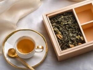 【未経験OK / スタート日相談OK】即日～長期 /～時給1500円＋交通費＜渋谷東急フードショー＞世界各地のお茶・紅茶を中心とした専門店◇可愛い缶のパッケージはギフト人気も♪ 20代.30代.40代女性活躍中！お茶/ 紅茶 / ハーブティが好きな方大歓迎♪ 制服貸与 / 週払いOK＜専用フォーム返信＆オンラインで簡単登録＞FD-T-lup①-d