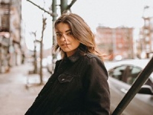 ＊即日～長期＊時給1600円以上(経験有)+交通費＊週4日～OK！【MARK IS みなとみらい店】セレクトショップ販売スタッフ＊オリジナルと国内外からセレクトした旬なアイテムを展開♪＊アパレル未経験歓迎！物販経験があればOKです♪＊週払いOK・服装サンプル貸与有り・社保有給完備＊20代,30代,40代女性スタッフ活躍中！＜専用フォーム返信＆オンラインで簡単登録＞AP-T-jsre