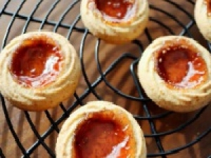 ■■大量募集■■  未経験OK！書類選考のみ【ゴールデンウィーク洋菓子の短期催事販売】短期＜即日～5/10　エキュート品川＞時給1450～1550円+交通費 / 週払いOK◇メープルをたっぷり使用したメープルスイーツ専門店で箱入りお菓子の販売◇ 週3～5日 / スニーカーOK◇学生/20代.30代.40代男女活躍中！＜専用フォーム返信＆オンラインで簡単登録＞tan-F-shuku①-mm