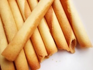 ◆即日～長期 ※スタート日相談OK【未経験OK / 週3日～OK 】日給12000円＋交通費『羽田空港』ロール型のクッキーは代表商品！手土産、日本土産の大定番！箱入り・袋入り洋菓子販売◇20代.30代.40代女性活躍中＜専用フォーム返信＆オンラインで簡単登録＞FD-T-yoku-long-mane①