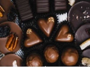 バレンタイン催事＜1/21～2/14　横浜髙島屋＞未経験歓迎！瓶に入ったプリンやロングセラーのチーズケーキで有名！バレンタイン催事でチョコレート販売◇時給1500～1600円＋交通費 / 週払いOK / 包装未経験OK /学生.20代.30代40代女性スタッフさん活躍中！＜専用フォームの返信＆オンラインで登録OK＞ tan-F-VD-moz