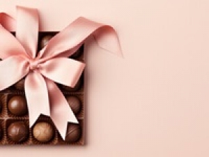 残り枠わずか！ ＜2/6～2/15　バレンタインイベント＞食品未経験OK！洋菓子販売デビュー歓迎！時給1600円＋交通費＜新宿伊勢丹＞この時期のみの限定SHOP◇バレンタインチョコレート販売◇週払いOK / 学生.20代.30代.40代.代女性スタッフさん活躍中！＜専用フォーム返信＆オンラインで簡単登録＞tan-F-VD-ed-muri②