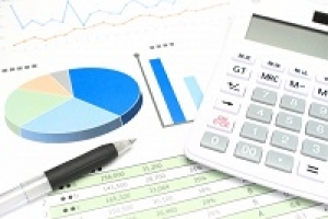 ◆長期派遣◆アパレル企業の総合企画室で計数管理を担当◆ＰＬ作成・データ抽出と加工など◆カジュアル系アパレルメーカー本社＜日本橋浜町＞◆時給1800円/月収例28万円/交通費支給/週払いOK◆週4～5日/土日休み/20代,30代,40代男女活躍中 ＜専用フォーム返信＆オンラインで簡単登録＞ AP-T-koku-pl