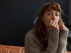 ◆即日～長期◆週4～5日◆時給1450円以上(経験有)+交◆＜la.f&hellip;／ラエフ　新宿京王＞洗練された大人スタイルが魅力のブランドでアパレル販売【週払いOK / 社保有給完備 / 駅から徒歩5分以内 / 20代,30代,40代,50代前半女性スタッフ活躍中】＜専用フォーム返信＆オンラインで簡単登録＞AP-T-laf-d