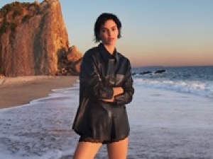 【Calvin Klein / カルバンクラインで販売スタッフ / 木更津アウトレット】アパレル・アンダーウエア・フレグランスも人気！◆即日～長期＊時給1500円(経験有)・交通費全額支給・週払いOK＊車通勤OK・社保有給完備・制服貸与・アパレル経験浅い方＆未経験も歓迎◆20代,30代女性活躍中！＜専用フォームの返信＆オンラインで簡単登録＞AP-T-CK