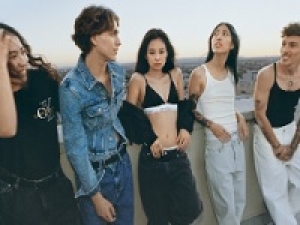 【Calvin Klein / カルバンクラインで販売スタッフ / 埼玉コクーンシティ】アパレル・アンダーウエア・フレグランスも人気！◆即日～長期＊時給1500円(経験有)・交通費全額支給・週払いOK＊車通勤OK・社保有給完備・制服貸与・アパレル経験浅い方＆未経験も歓迎◆20代,30代女性活躍中！＜専用フォームの返信＆オンラインで簡単登録＞AP-T-CK