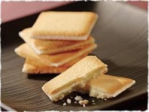 年末年始の洋菓子販売　即日～1/5【水・日含む週4日 / 8:30～17:30】未経験歓迎！NYスタイルのチーズ菓子専門店で洋菓子販売＜横浜そごう＞時給1550～1650円＋交通費 / 週払いOK / Wワーク / 扶養内 / 何かしらの販売経験があればOK / 期間限定の好条件＆高時給 / テキパキ動く事が好きな方におススメ！学生.20代.30代.40代女性スタッフさん活躍中！＜専用フォーム返信＆オンラインで簡単登録＞tan-F-pl-nyperf