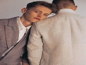 ■長期・銀座エリア■高時給！時給1550円以上(経験有)+交通費支給＜エトロ / ETRO＞ペイズリー柄がブランドの代名詞♪ ミラノ発ラグジュアリーブランド■レディースアパレル販売■週払い可/社保完備/嬉しい制服貸与/駅から徒歩5分以内■20代,30代,40代,50代男性スタッフ活躍中！＜専用フォームの返信＆オンラインで簡単登録＞AP-T-etr