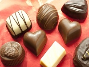 残り枠わずか！エントリーはお早めに！【バレンタイン販売STAFF】時給1600円＋交通費＜即日～2/14 　日本橋高島屋＞未経験の方も毎年大活躍！大人気バレンタインイベントでチョコレート販売◇週払いOK /  学生.20代.30代.40代.50代女性活躍中！＜専用フォーム返信＆オンラインで登録OK＞tan-F-VD-ed-vita②