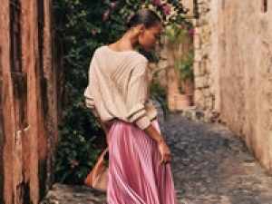 【women&#039;sアパレル販売】7/22～8/4【 Lauren Ralph Lauren(ローレンラルフローレン)  横浜そごう】タイムレスなデザイン、スタイリッシュなスタイルが定評◇レディースアパレル販売◇時給1500円+交通費 / 週払いOK / シンプルな私服or制服貸与 / ナチュラルネイルOK◇20代.30代.40代.50代前半女性スタッフさん活躍中！＜専用フォームの返信＆オンラインで登録OK＞tan-A-lauRah