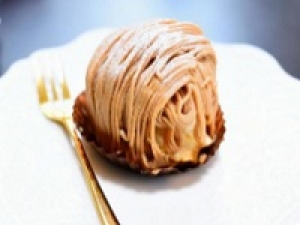 即日～長期『ブールミッシュ / 渋谷ヒカリエ』マカロン・ギモーヴ・スイーツ洋菓子販売/フランス菓子販売◇手土産人気も高い見た目も可愛いスイーツブランド＜時給1500円＋交通費＞制服貸与 / 週払いOK / 20代.30代.40代.50代前半 女性スタッフさん多数活躍中！＜専用フォーム返信＆オンラインで簡単登録＞FD-T-buru①