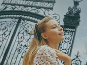 【週3～4日】■長期■高時給！時給1400～1500円＋交通費＜ALEXANDRE DE PARIS/アレクサンドル ドゥ パリ　福岡岩田屋＞パリ発・ラグジュアリーなヘアアクセサリーブランドで販売のお仕事！◇週払いOK・制服あり・経験者歓迎◇20代～30代女性スタッフ活躍中！＜専用フォームの返信＆LINEビデオで簡単登録＞ AP-K-ale