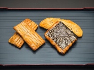 即日～長期＜横浜＞おかき・あられの専門店で販売◇こだわりの和モダンなパッケージも話題◇時給1450～1550円＋交通費 / 週払いOK＜販売・熨斗・包装＞20代.30代.40代.50代前半 男女スタッフさん活躍中！＜専用フォーム返信＆オンラインで簡単登録＞FD-T-okaki②-d