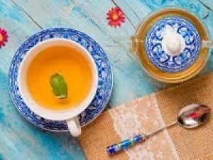 世界のお茶専門店で販売〖横浜ジョイナス〗時給1450～1500円＋交 / 未経験OＫ＜紅茶/ 日本茶 / 中国茶 / フレーバードティーetc＞可愛い缶入りの紅茶や焼き菓子が人気のshop☆学生.20代.30代.40代半ば女性スタッフさん多数活躍中◇制服貸与あり◇週払いOK◇社保完備◇有給あり◇駅チカ＜専用フォーム返信＆オンラインで簡単登録＞FD-T-lup②-d