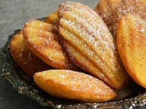 ＜書類選考のみ！洋菓子未経験OK＞夏休み 7/18～8/19【洋菓子の催事販売】時給1550円＋交通費＜新宿伊勢丹＞焼きたてフィナンシェで大人気☆人気洋菓子shopで販売◇洋菓子デビュー歓迎◇週払いOK / 学生.20代.30代.40代.50代男女スタッフさん活躍中！＜専用フォーム返信＆オンラインで簡単登録＞tan-F-ed-nowa①