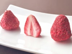 期間限定の高時給1700円＜12/22～1/4 ※1/1休館　船橋東武コンコース＞食品未経験歓迎！『Qua (クア)』超新食感！苺にチョコレートを染み込ませた染みチョコレートが話題！チョコレート販売◇交通費支給 / 週払いOK◇学生.20代.30代.40代.50代女性スタッフさん活躍中！＜専用フォーム返信＆オンラインで簡単登録＞tan-A-qa