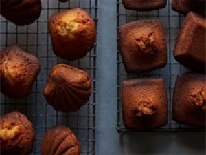 【週4日】 即日～長期 ＜池袋西武＞【未経験OK】時給1550円＋交通費＜エシレ / ECHIRE＞エシレバターを使用したフィナンシェやマドレーヌ、サブレなど香ばしい焼き菓子が人気のお店◇週払いOK / アルバイトなど何らかの接客経験があればOK / 学生.20代.30代.40代女性スタッフさん活躍中！＜専用フォーム返信＆オンラインで簡単登録＞FD-T-ec-ike