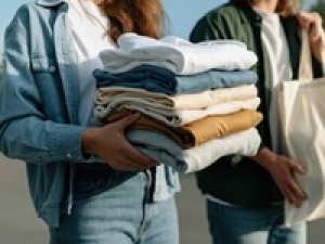 ■長期■時給1500円(経験有)+交通費全額支給■アパレル未経験OK！■＜TOMMY HILFIGER /トミーヒルフィガー　ららぽーと横浜＞NYで誕生したライフスタイルブランド【週払いOK・制服貸与・ブランク有,経験浅い方もOK・20代,30代男女スタッフ活躍中】＜専用フォーム返信＆オンラインで簡単登録＞ AP-T-tomh-d