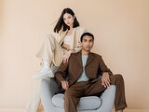 ＜Theory（セオリー）北九州アウトレット＞レディース・メンズアパレル販売【時給1450～1550円】＜週払いOK・アパレル経験歓迎・社販あり・20～40代スタッフ活躍中＞ap-k-kitakyusyu