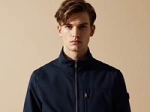 ＼好条件！エントリーはお早目に／【3/9～5/末 POP UP　 入間アウトレット 】アパレル未経験も歓迎！積極採用中！ 〖PAPAS / パパス〗大人のカジュアルウェア・ライフスタイルSHOPで販売◇時給1600円(経験有り)+交通費 / 週払いOK / 週2日～OK / 扶養内 / Wワーク / 車通勤OK！【私服勤務 / 髪色・髪型自由 / ネイルOK】 学生.20代.30代.40代50代男女活躍中！＜専用フォームの返信＆オンラインで簡単登録＞AP-T-papa