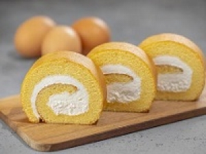 ＜新宿伊勢丹＞海外でも人気のグローバルブランド◇行列のできるロールケーキの有名店◇ロールケーキや焼き菓子販売◇時給1550円＋交通費 / 週払いOK◇何かしらの販売経験があればOK◇20代.30代.40代女性スタッフさん活躍中！＜専用フォーム返信＆オンラインで簡単登録＞FD-T-monch-d