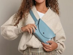 【GW繁忙期のSALE販売応援】アパレル未経験OK / 週2日～相談OK ＜4/8～5/8 　越谷レイクタウンアウトレット＞アメリカ発のファッションブランド◇バッグや革小物の販売＆バックヤード◇期間限定！特別高時給1600～1700円＋交通費 / 週払いOK / 制服貸与 / ナチュラルネイルOK / 学生.20代.30代.40代女性活躍中！＜専用フォーム返信＆オンラインで簡単登録＞tan-A-gw-micha②-d