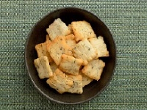 即日～長期＜和菓子販売 / 船橋＞海苔、昆布、胡麻、チーズおかきや海老おかきなど個性豊かなおかきが人気！【おかき・あられ・どら焼き・最中・季節和菓子】時給1500円以上＋交通費 / 週払いOK / 和菓子未経験OK / 20代.30代.40代女性スタッフさん多数活躍中！＜専用フォーム返信＆オンラインで簡単登録＞FD-T-ginbo②-d