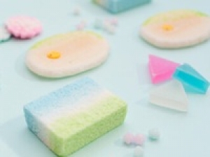 ■ 食品未経験OK■即日～長期＜大井町トラックス＞名古屋尾張を代表する老舗店が展開する和菓子ブランド◇伝統的でありながらアートのような美しさ、手のひらサイズの和菓子販売◇時給1500円＋交通費 / 週払いOK / 社保完備◇20代.30代.40代.50代女性スタッフさん活躍中！＜専用フォーム返信＆オンラインで簡単登録＞FD-T-ryogu-yu