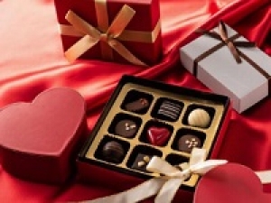 毎年大人気のバレンタインイベント◇早めのエントリーがおススメ！【未経験歓迎！2026年バレンタイン催事STAFF】1/21～1/31 (1/20 設営）＜立川伊勢丹＞時給1500～1600円＋交通費 / 週払いOK ◇ベルギー発の高級老舗チョコレートブランド【バレンタイン限定チョコレート販売・在庫管理・品出し・レジ等】書類選考のみ / 学生.20代.30代.40代.50代女性活躍中ブランド＜専用フォームの返信＆オンラインで登録OK＞tan-F-VD-del①