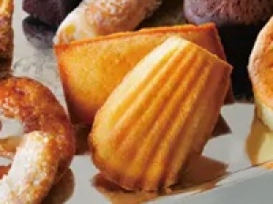 即日～長期◇時給1500～1600円＋交 / 週払いOK＜ガトードボワイヤージュ / 町田小田急＞横浜発☆幸せを呼ぶ「馬蹄型のパイ」が目印☆焼き菓子・ケーキ・スイーツ販売◇週4～5日勤務◇素敵な制服貸与◇スイーツ好きさん歓迎♪ 経験を活かしてお仕事しませんか◇20代.30代.40代女性スタッフさん多数活躍中!＜専用フォームの返信＆オンラインで簡単登録＞FD-T-gat①-d