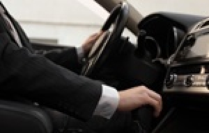 即日～長期＊高級ドイツ車のショールームで洗車・回送スタッフ＜Nicole BMW 新百合ヶ丘支店＞ショールーム敷地内外での車両移動やお客様宅への新車回送サービスなど＊時給1650円/月収例29万円/交通費支給/週払いOK＊20代～50代男女活躍中！＜専用フォーム返信＆オンラインで簡単登録＞OF-T-nico-shinyuri