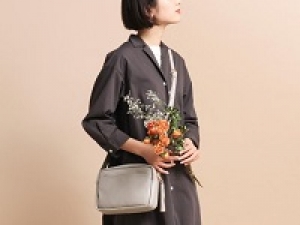 短期POPUP＜ 5/14～5/20　日本橋高島屋＞レザー×天然素材のナチュラルモードなバッグブランドで販売◇素材の掛け合わせ、ギャップを楽しむデザインが人気◇時給1450円＋交通費 / 週払いOK /  20代. 30代.40代女性スタッフさん活躍中！＜専用フォーム返信＆オンラインで簡単登録＞tan-A-iko