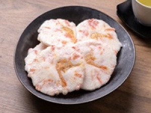 【遅番のみもOK】即日～長期 / 未経験歓迎！＜東京グランスタ＞名古屋発のえびせんべいのお店◇手土産・贈答品・プチギフト！えび愛が詰まった拘りのせんべいが人気！デパ地下で和菓子販売◇時給1500円＋交通費 / 週払いOK / 学生.20代.30代.40代.50代女性活躍中！＜専用フォーム返信＆オンラインで簡単登録＞ FD-T-keisin-d