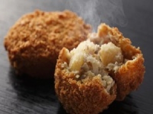 【販売】即日～長期◆時給1500円＋交通費あり / 食品販売未経験OK＜日本橋高島屋＞老舗牛肉店で精肉や惣菜販売のお仕事◇駅チカで通勤楽々♪ブランクありでもOK！◇20代.30代.40代.50代女性スタッフ活躍中◇社保完備・有給あり・週払い可◇＜WEB/来社 選べる登録方法◆履歴書不要＞ fd-j-ngc-d