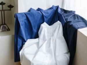 ■長期■時給1500円(経験有)+交通費＜nop de nod(ノップドゥノッド)  KITTE丸の内＞リラックスしたフォルムのシンプルで凛々しい大人ナチュラルブランドでレディースアパレル販売【アパレル未経験OK・社販OK・シンプルネイルOK・駅から徒歩5分以内】20代,30代,40代女性スタッフ活躍中！＜専用フォームの返信＆オンラインで簡単登録＞ AP-T-nop