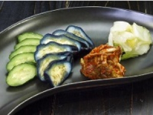 即日～長期＜横浜高島屋＞京都の老舗店☆体にも環境にもやさしいこだわりのお漬物が絶品と話題☆お漬物の販売♪ 時給1400～1600円＋交通費 / 月給例28万円・週払いOK・ステキな制服貸与あり・駅チカ・20代.30代.40代.50代前半 男女活躍中！＜専用フォーム返信＆オンラインで簡単登録＞FD-T-ooni①-d