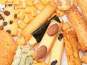 即日～長期＜和菓子販売 / 東京駅＞海苔、昆布、胡麻、チーズおかきや海老おかきなど個性豊かなおかきが人気！【おかき・あられ・どら焼き・最中・季節和菓子】時給1500円以上＋交通費 / 週払いOK / 和菓子未経験OK / 20代.30代.40代女性スタッフさん多数活躍中！＜専用フォーム返信＆オンラインで簡単登録＞FD-T-ginbo②-d