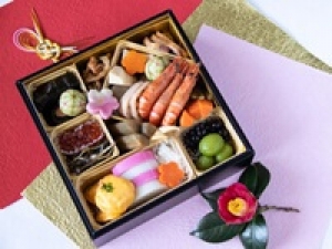 毎年人気のお仕事が今年も募集スタート！エントリーはお早目に♪【未経験OK！年末おせち販売】12/26～12/31＜浦和伊勢丹＞料亭のおもてなしがそのままおせちで味わえる毎年人気のおせち◇時給1450～1550円＋交通費/ 週払いOK / 何らかの販売経験＋レジ経験があればOK / 学生.20代.30代.40代女性スタッフさん活躍中！＜専用フォーム返信＆オンラインで簡単登録＞tan-F-nada-han