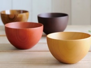 ＜12/8～12/19　JR国立駅＞◇未経験歓迎◇上品な艶&amp;機能性抜群！木のぬくもりを感じる名産の漆器販売『若兆(わかちょう)』時給1600円＋交通費支給 / 週払いOK / スニーカーOK◇学生.20代.30代.40代.50代女性スタッフさん活躍中！＜専用フォーム返信＆オンラインで簡単登録＞tan-O-and-wakac