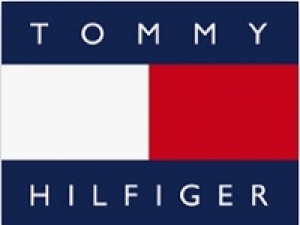 TOMMY HILFIGER /トミーヒルフィガーで販売のお仕事＠池袋東武■長期■時給1500円以上(経験有)+交通費全額支給■アパレル未経験OK！NYで誕生したライフスタイルブランド【週払いOK・制服貸与・20代,30代男女スタッフ活躍中】＜専用フォーム返信＆オンラインで簡単登録＞ AP-T-tomh