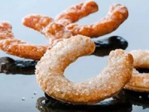 ■時給UP期間中■即日～長期◇時給1550円＋交 / 週払いOK＜ガトードボワイヤージュ / 二子玉川東急フードショー＞横浜発☆幸せを呼ぶ「馬蹄型のパイ」が目印☆焼き菓子・ケーキ・スイーツ販売◇週4～5日勤務◇素敵な制服貸与◇スイーツ好きさん歓迎♪ 経験を活かしてお仕事しませんか◇20代.30代.40代女性スタッフさん多数活躍中!＜専用フォームの返信＆オンラインで簡単登録＞FD-T-gat①-d